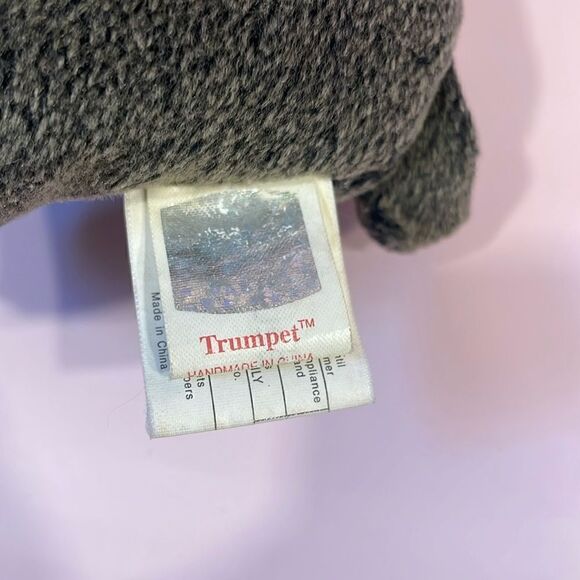 Trumpet the Elephant 2000 Ty Beanie Baby Good Used Condition 9” long Grey - Picture 6 of 8